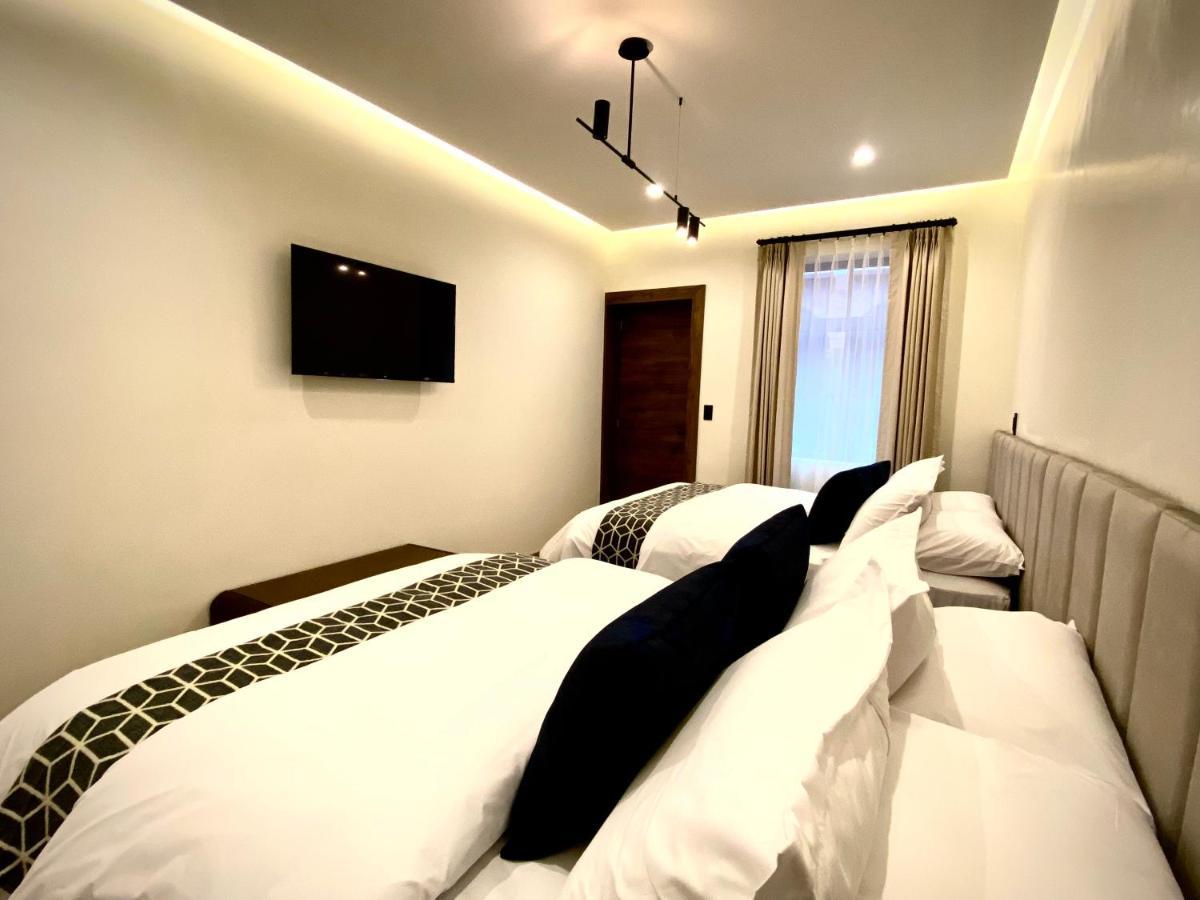 Wanderlot - Hotel Plaza Central Riobamba Ngoại thất bức ảnh