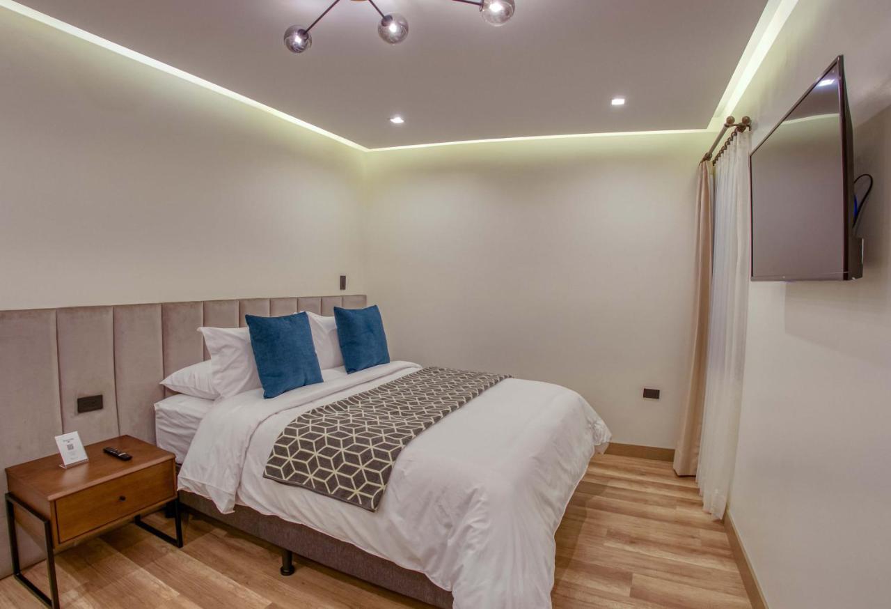 Wanderlot - Hotel Plaza Central Riobamba Ngoại thất bức ảnh
