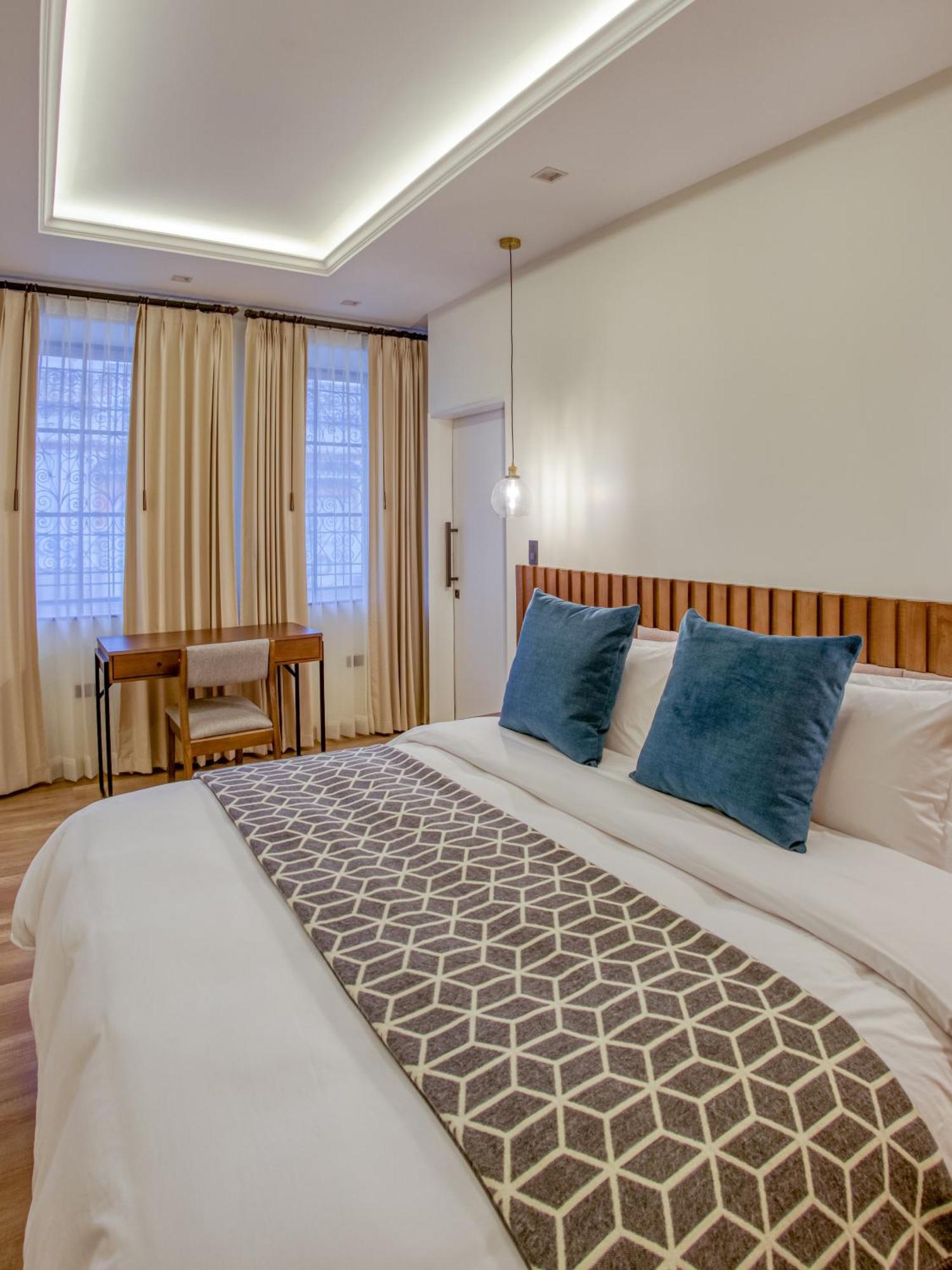 Wanderlot - Hotel Plaza Central Riobamba Ngoại thất bức ảnh
